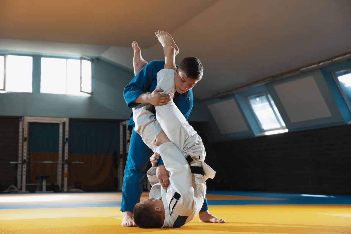 Men in Brazilian Jiu-Jitsu sparring